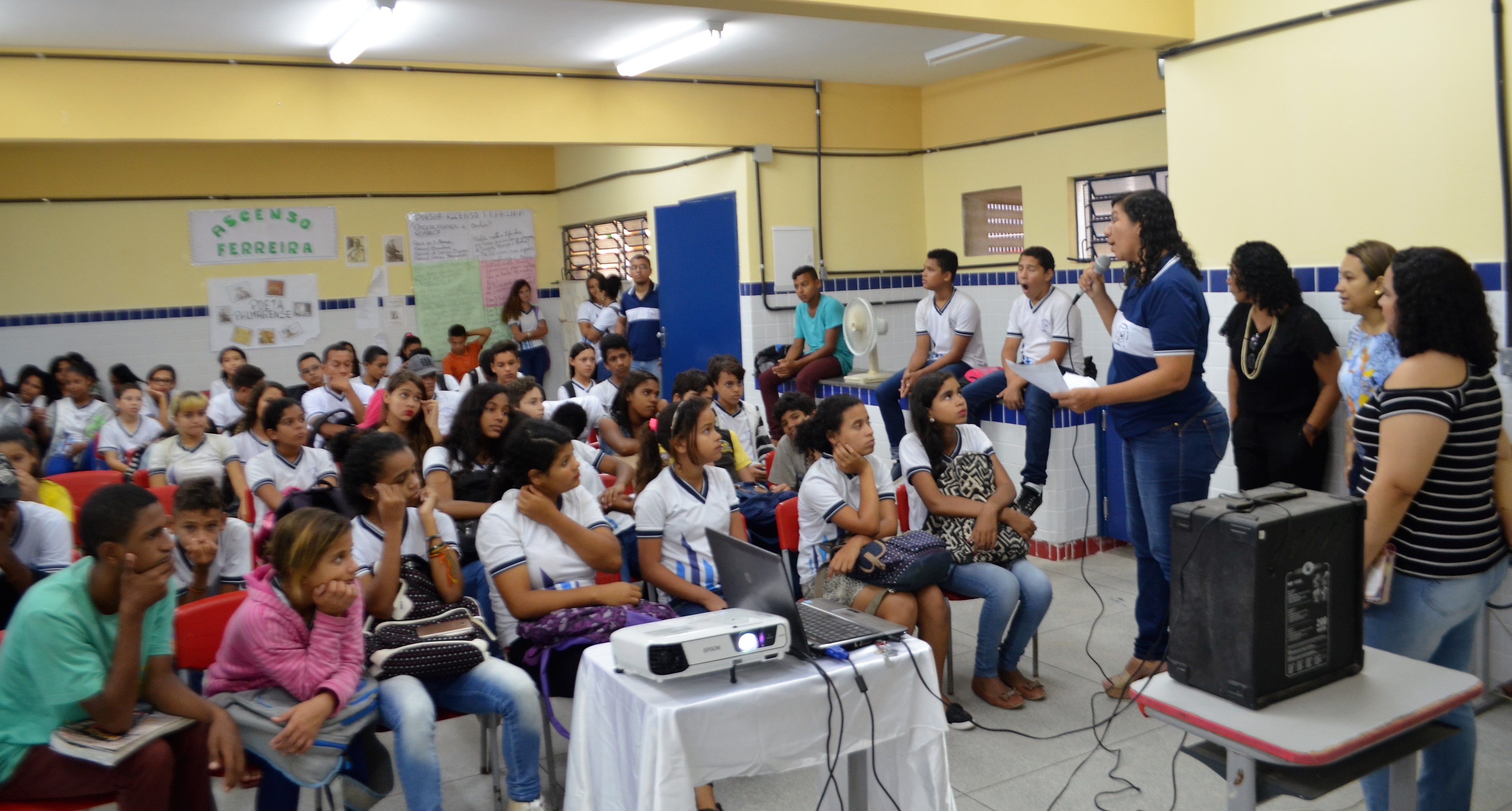 Palmares: Escola Promove Palestra Sobre a Participação da Juventude na Política.
