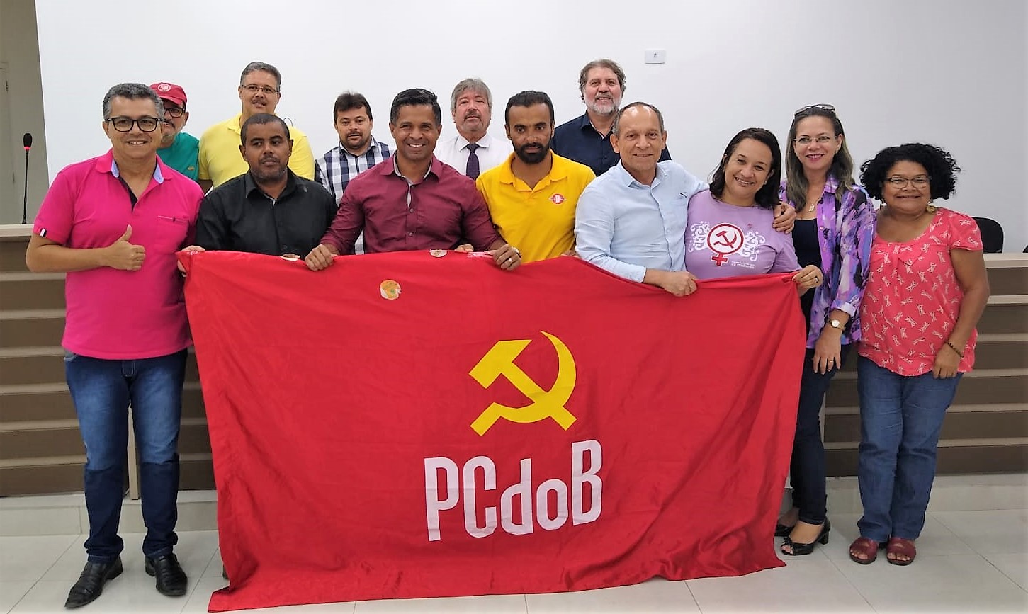 Conferência do PCdoB Apresenta Nova Direção e Anuncia Lulika Pré-candidato em Palmares