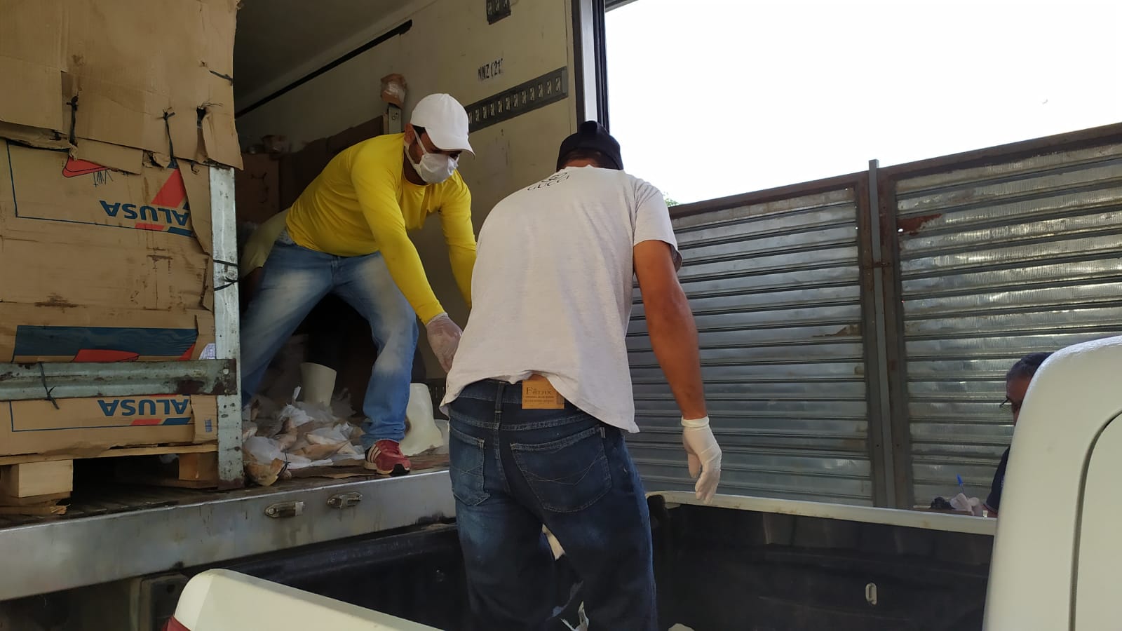 Semana Santa: Prefeitura dos Palmares entrega 18 toneladas de peixes