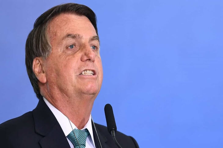 Bolsonaro sugere que, sem voto impresso, pode não disputar eleições de 2022