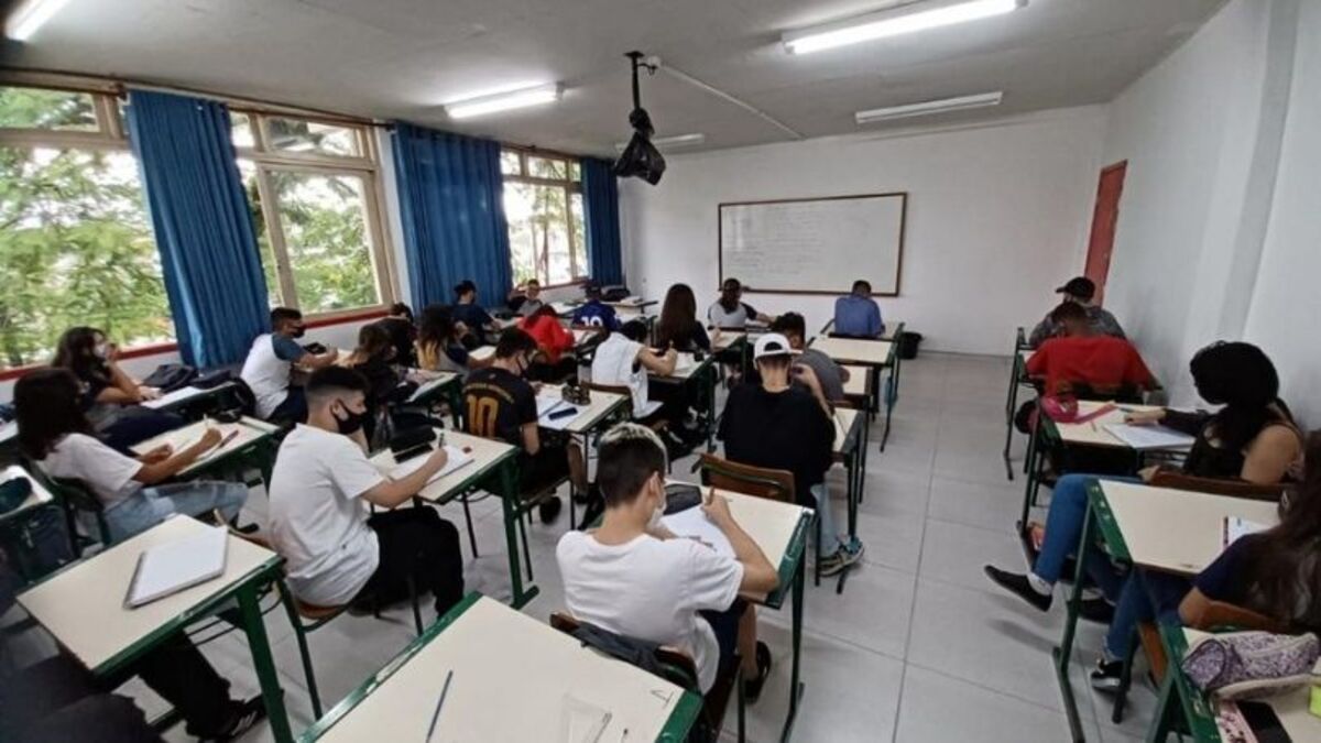 Itinerários formativos impactaram negativamente a educação pública no Brasil